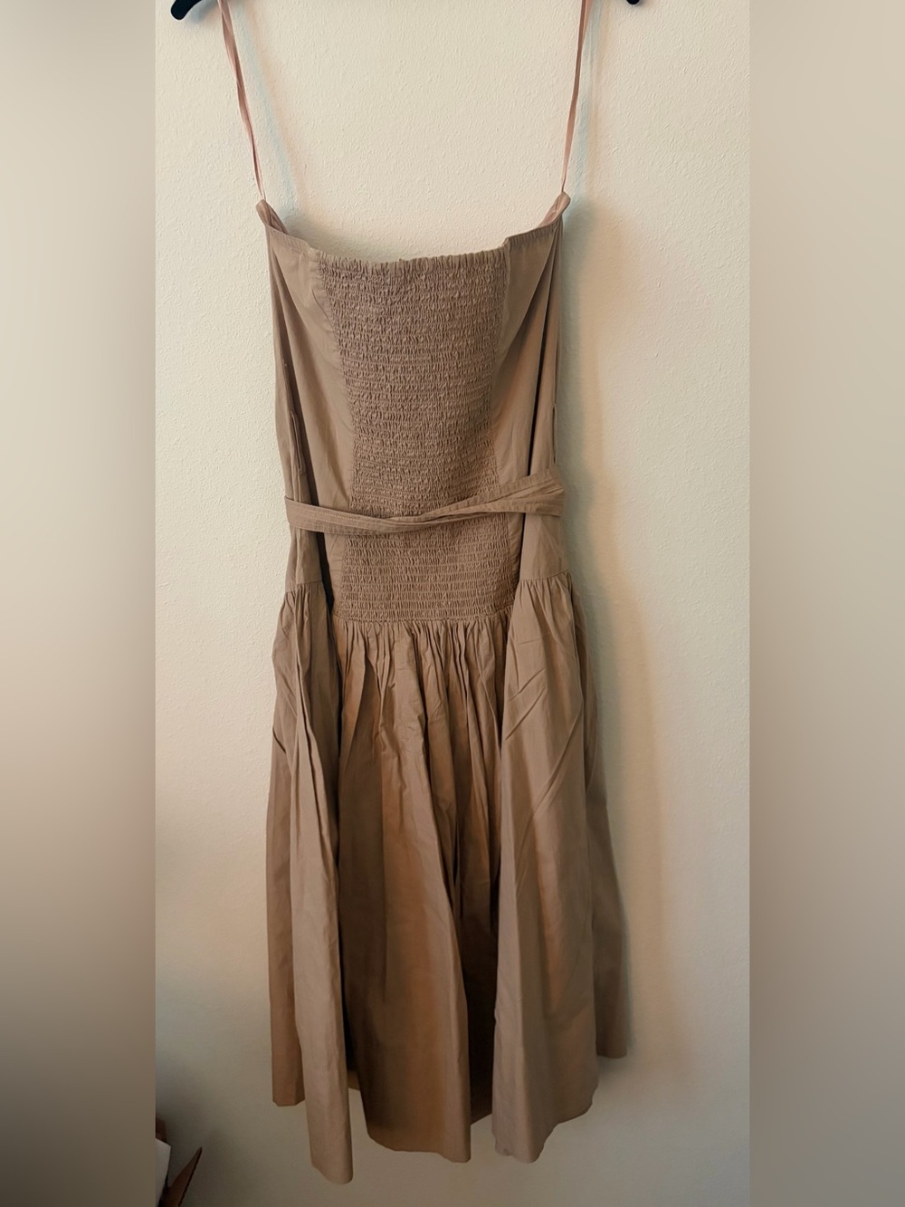 Love The Label Anthropologie Strapless Khaki Midi Dress Smocked Back Tie Belt M - Picture 6 of 8